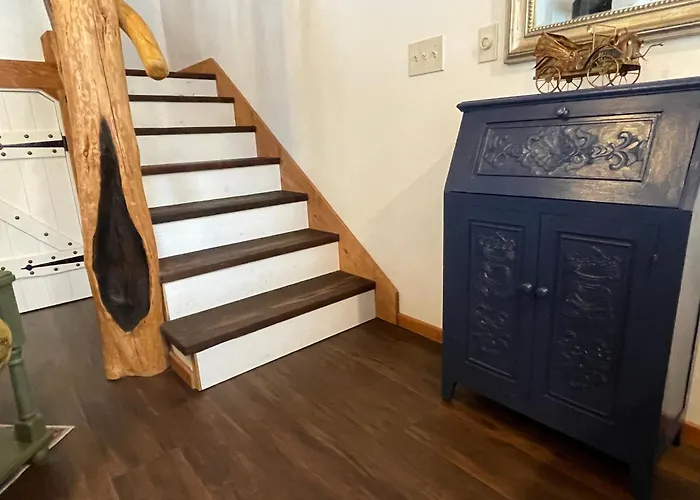 Kataluma Inn, Sandpoint, Idaho - Entire Cozy Cabin, Pet Friendly